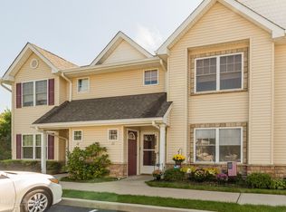 42 Morley Cir, Melville, NY 11747