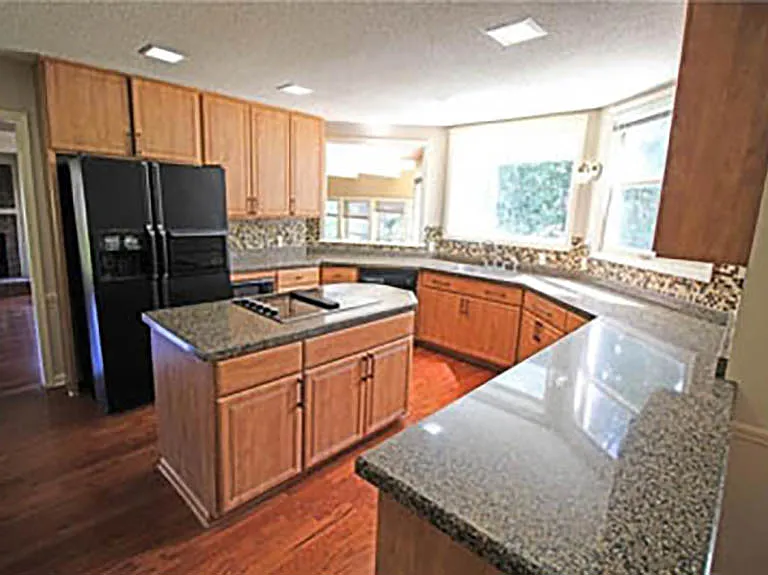 1456 Heritage Rd — Photo 44