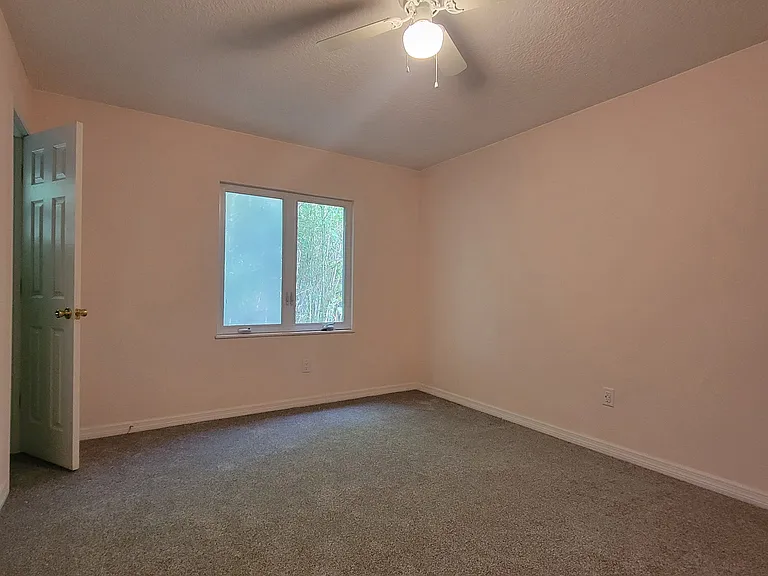 110 Etowah Cir — Photo 13