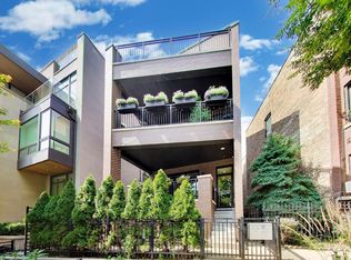 2908 N Burling St #1, Chicago, IL 60657