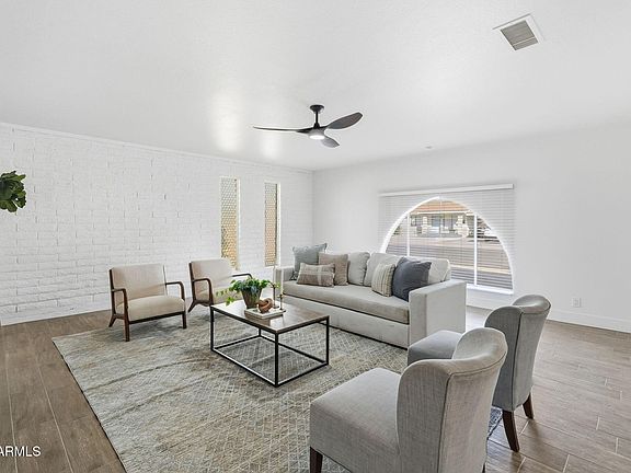 2nd image of 403 W GAIL Drive