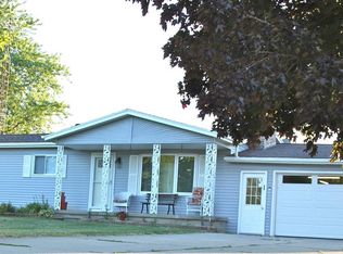 4233 Sandpiper Dr, Flint, MI 48506