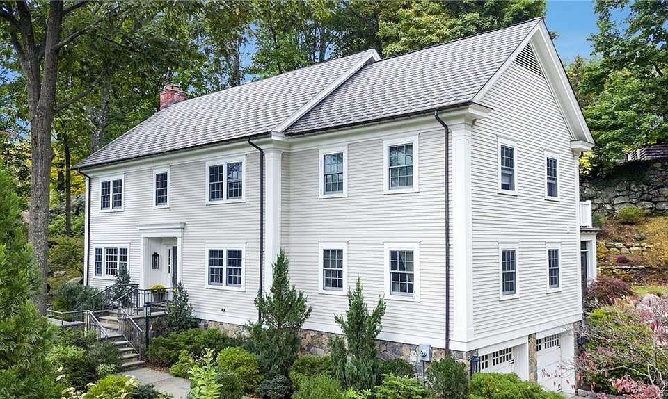 1st image of 6 Cricket Ln