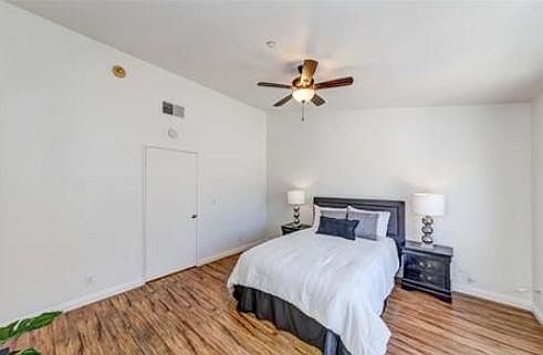4th image of 7413 Western Bay Dr