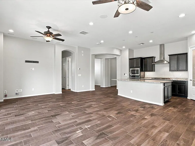 4325 E Boston St — Photo 18