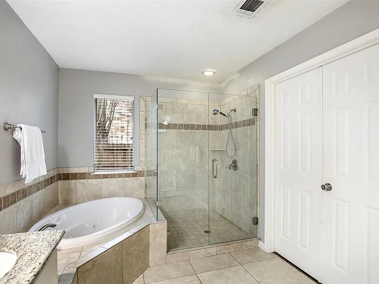 98 S Village Knoll Cir — Photo 16