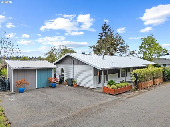 4711 Falls View Ave, West Linn, OR 97068
