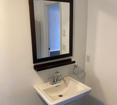 4th image of 1506C W Alameda St #C