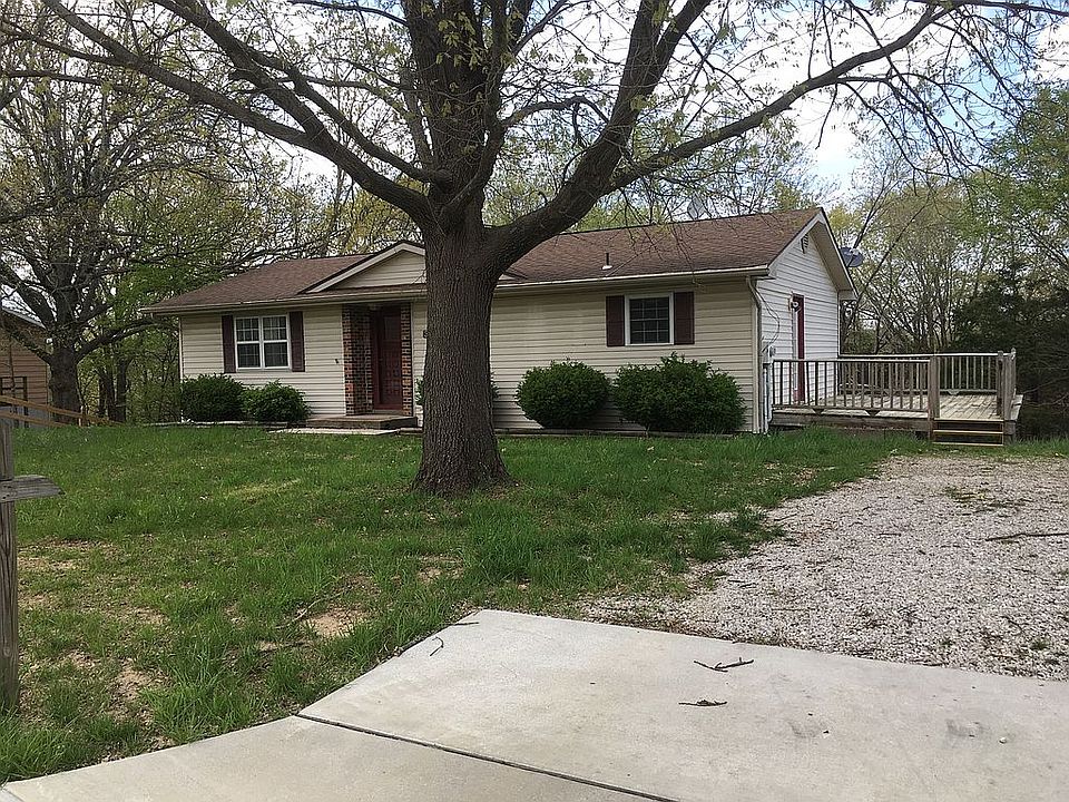 1st image of 3704 Randall Dr