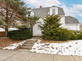 703 N West Ave, Waukesha, WI 53186