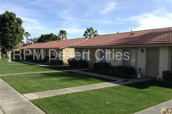1st image of 82075 Country Club Dr Unit 27