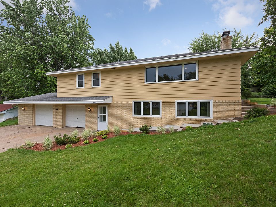 1st image of 13828 Shirley Dr
