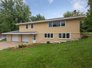 13828 Shirley Dr, Burnsville, MN 55337