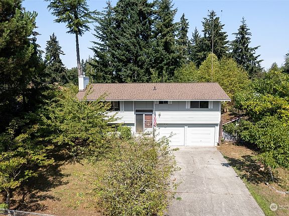 3rd image of 5721 79th Street E