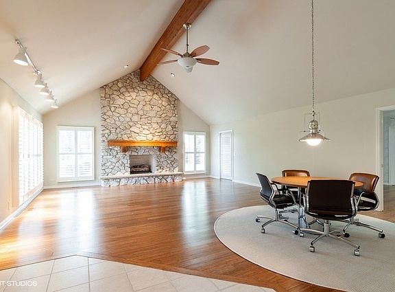 3rd image of 24349 W Old Oak Dr