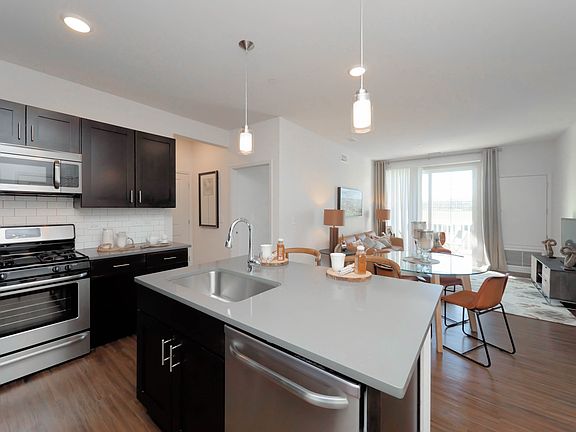 4th image of 401 Janes Ave #6-6302
