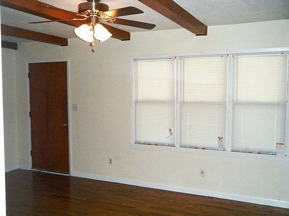 3rd image of 619 E 24th St