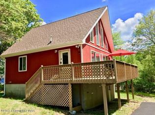 168 Overland Dr, Long Pond, PA