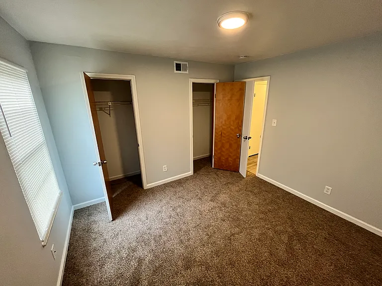 1702 N King St #2 — Photo 5