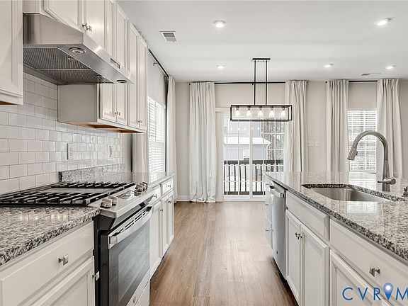 5th image of 8601 Forge Gate Ln