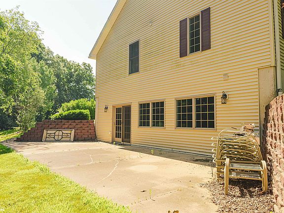 3rd image of 14988 Beaverdale Rd #1