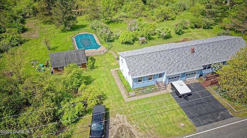 5th image of 6215 Hawes Road