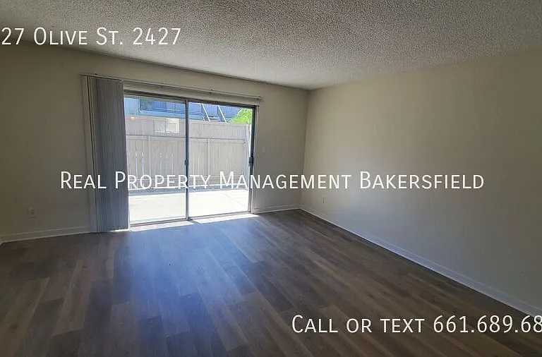 2427 Olive St #2427 — Photo 7