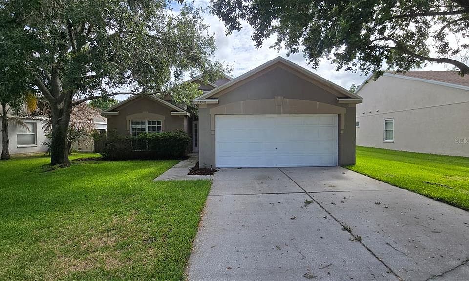 1st image of 29947 Morningmist Dr