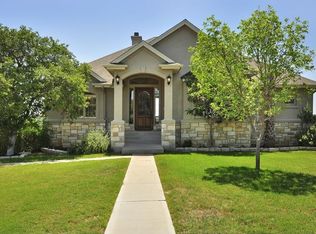 201 N Ronay Dr, Spicewood, TX 78669