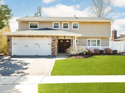 36 Joyce Road, Plainview, NY, 11803