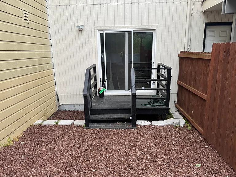 1040 Fell St #2 — Photo 13