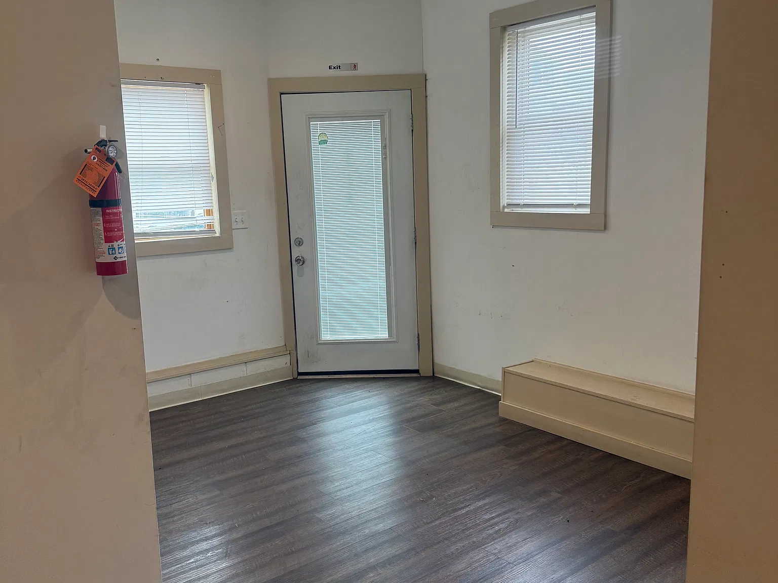 2 bed, 1000 sqft, $1,200 — Photo 4