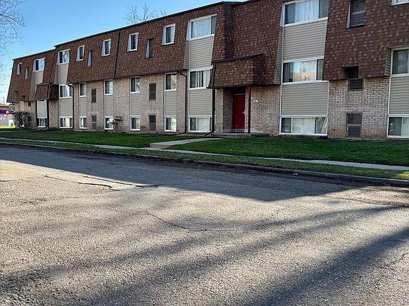 2nd image of 4496 High St APT 12