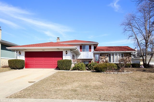 1st image of 120 Dorset Ln