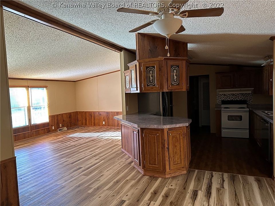 62 Bowtie Dr, Pecks Mill, WV 25547 Zillow