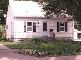 1949 5th St E, Saint Paul, MN 55119