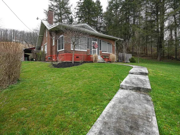 34 Skyline Dr, Buckhannon, WV 26201