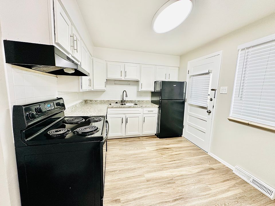1st image of 2655 Depew St #2B-1Ba-950Sqft
