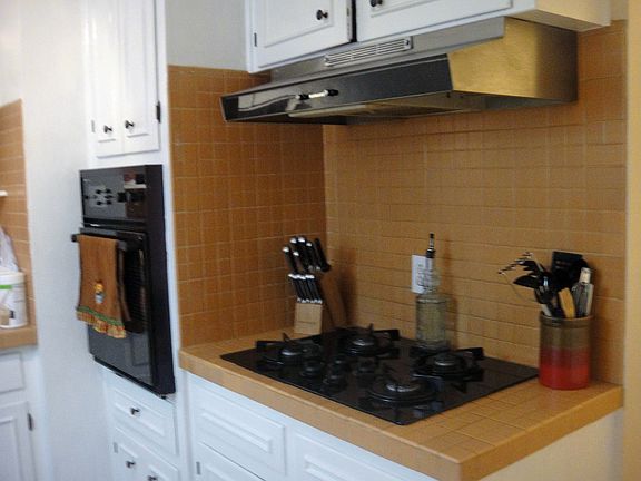 2nd image of 240 Glasgow Dr