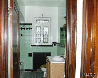 3rd image of 6130 Garesche Ave