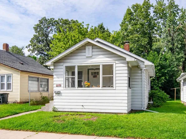 1229 Miner St, South Bend, IN 46617