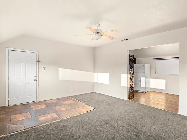1701 S Duncanville Rd — Photo 11