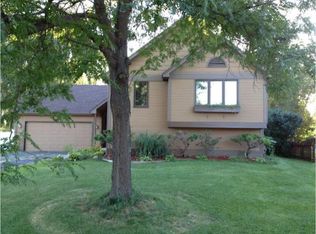 16343 S Manor Rd, Eden Prairie, MN 55346