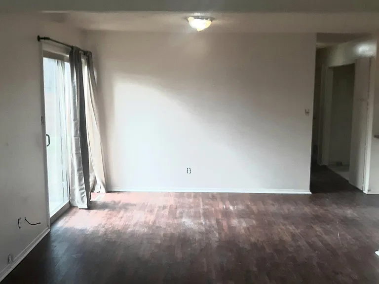 711 46th Avenue Pl — Photo 5
