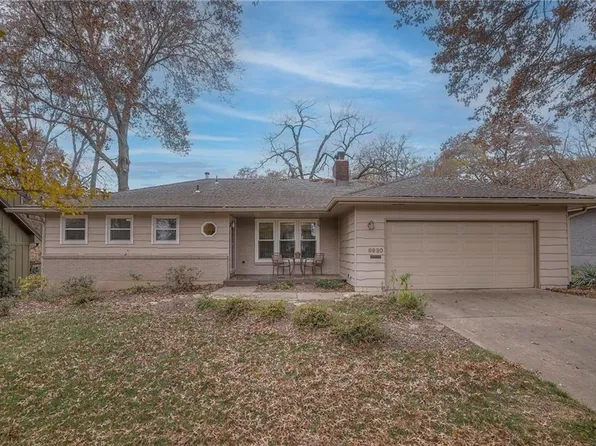 9930 Cedar St, Overland Park, KS 66207