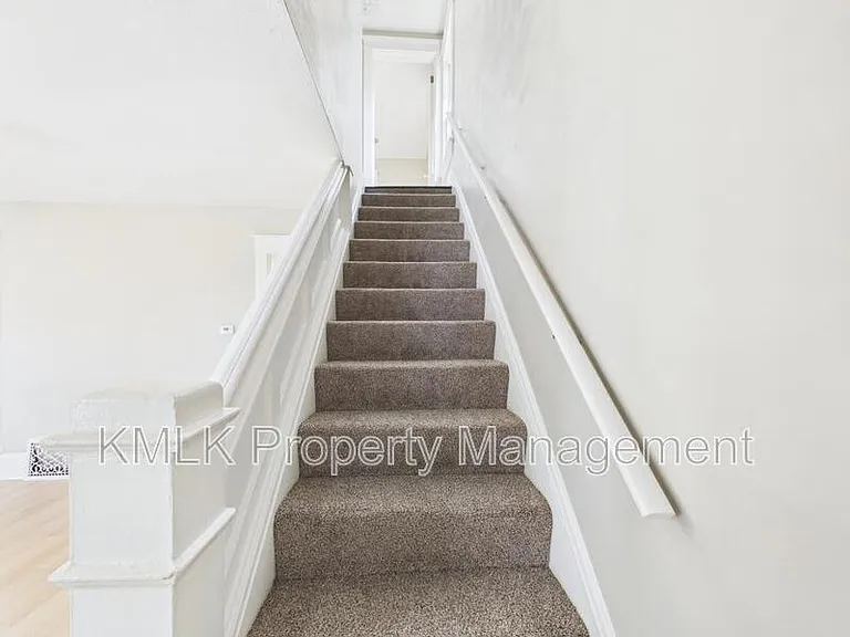 773 Montana Ave — Photo 18