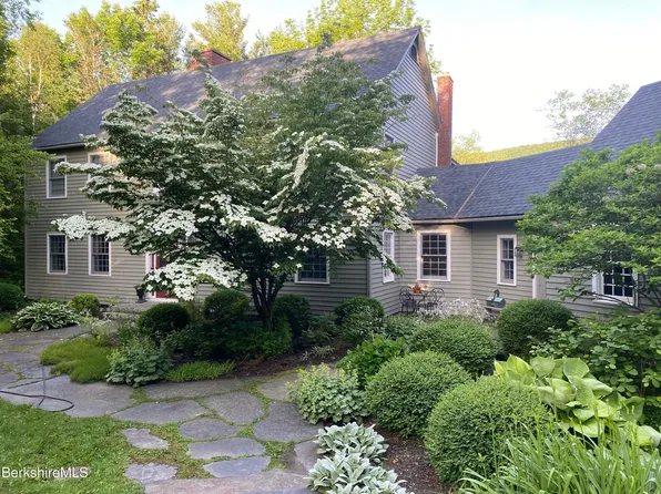 14 Old Tree Farm Rd, Stockbridge, MA 01262