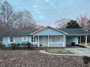 9140 Hillsville Rd, Trinity, NC 27370