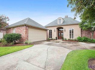 8560 Foxfield Dr, Baton Rouge, LA 70809