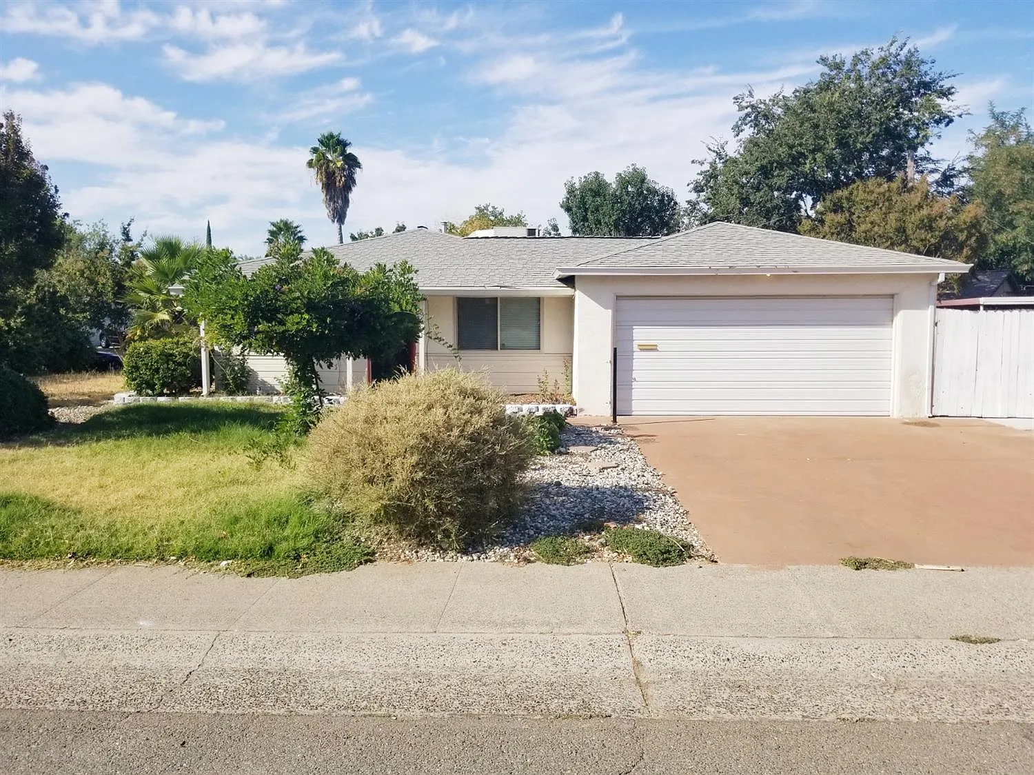 6601 Outlook Dr photo 1